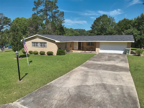262 Cherry Ln, Ozark, AL 36360