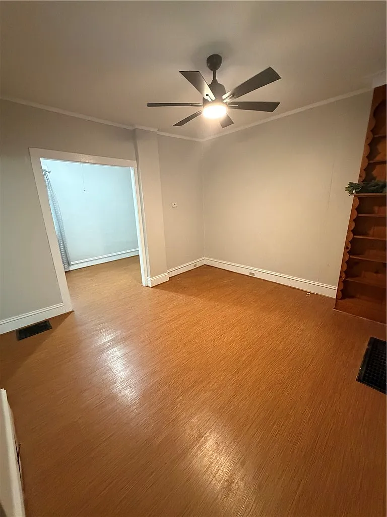 1 bed, 1.0 bath, 776 sqft, $995 — Photo 2