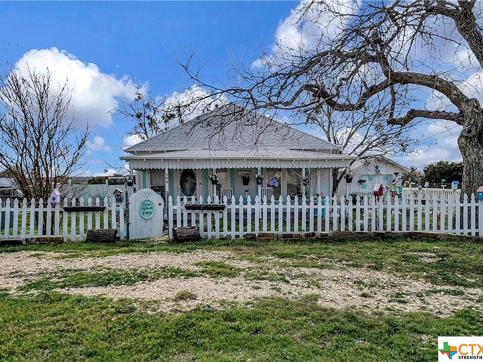 504 E Walnut St, Lometa, TX 76853 Zillow