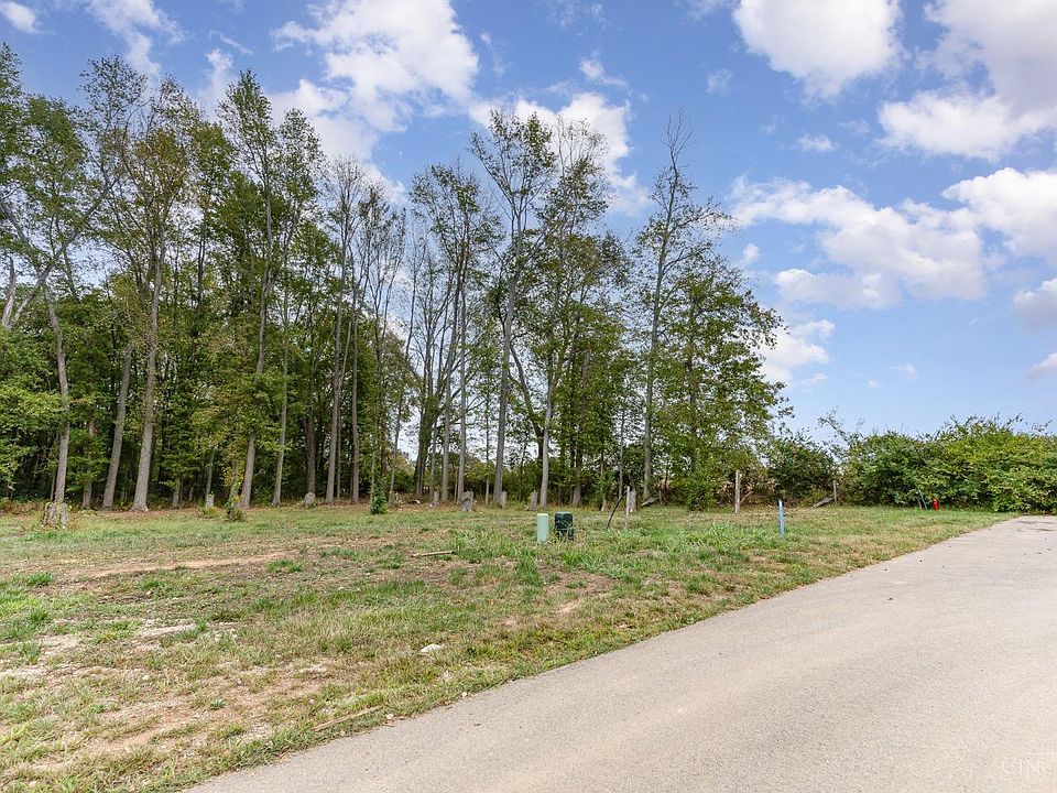 998 Larkspur Dr Morrow OH Zillow