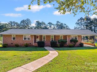 106 Fairview Dr, Chester, SC 29706