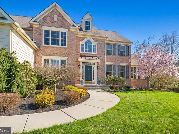 2nd image of 930 Ashbourne Way