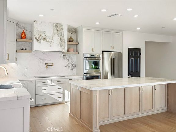 4th image of 19795 Beavertail Way