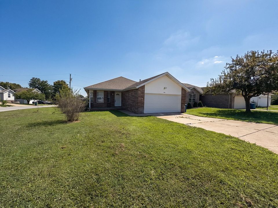 1st image of 864 S Hickory Lane