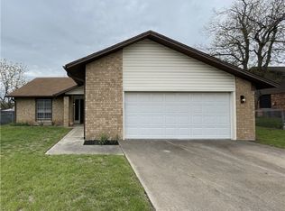 104 Zinnia Dr, Killeen, TX 76542