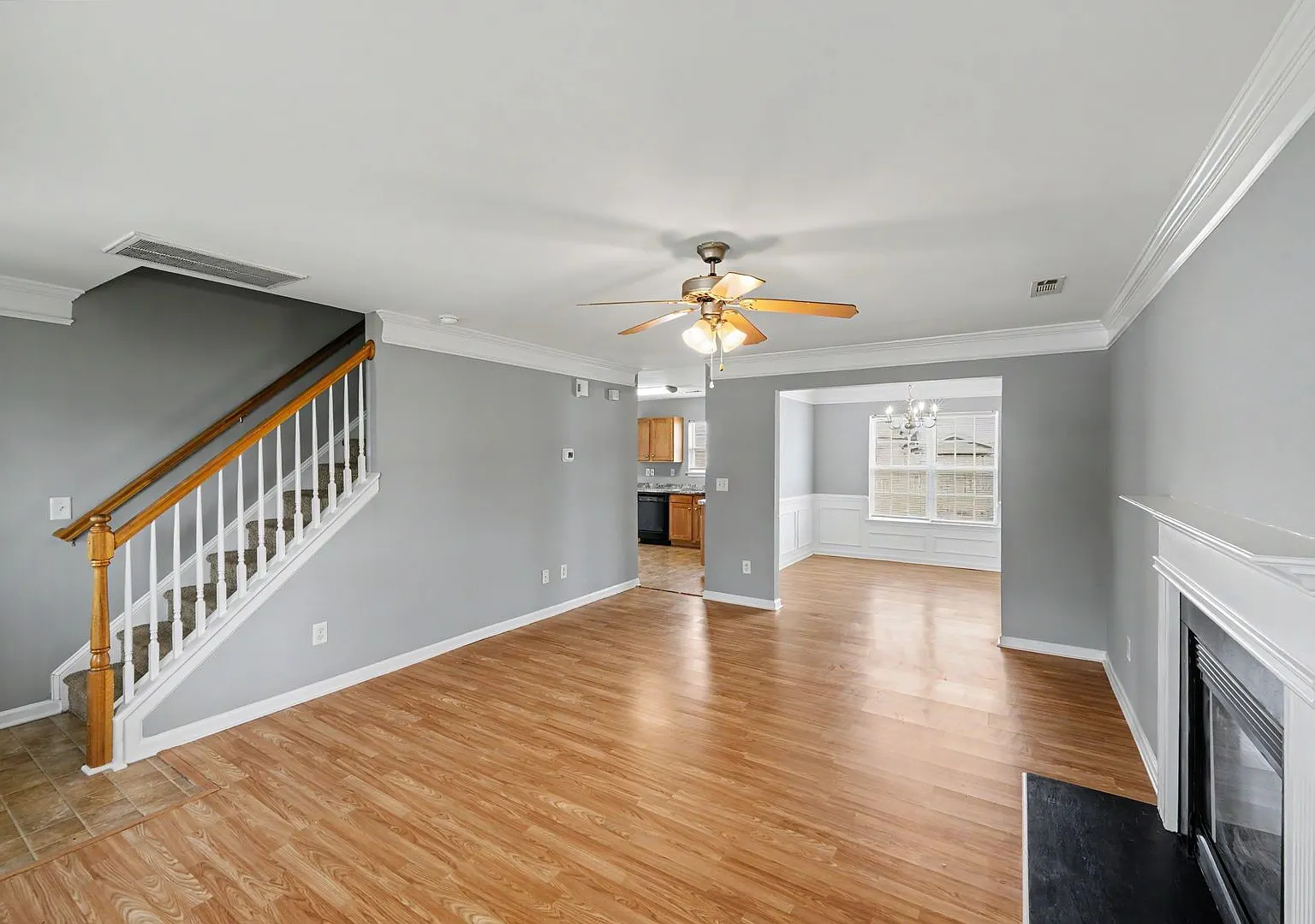 Spacious 4BR Home with Fenced Yard in University City! — Photo 1