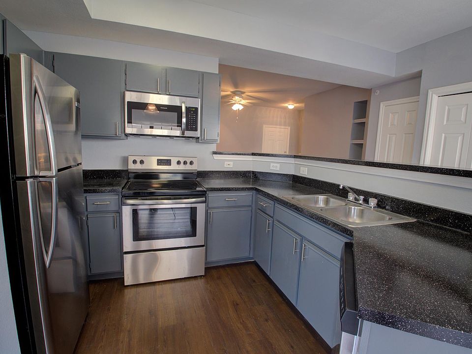 1st image of 2320 Gracy Farms Ln APT 621