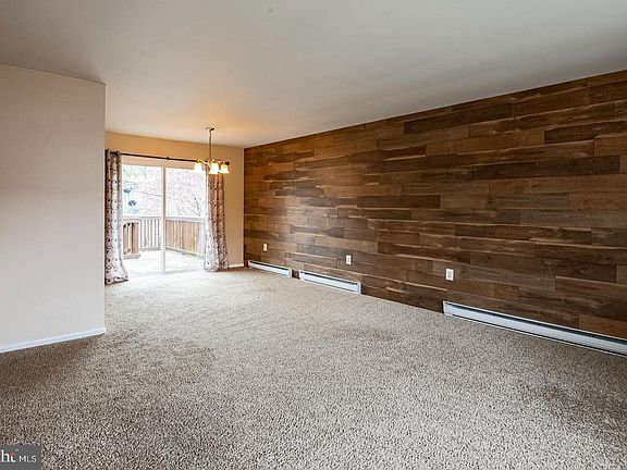 3rd image of 316 Morrison Rd