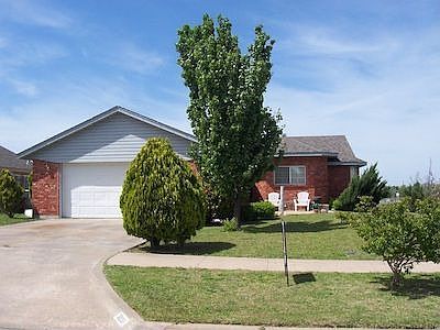 1st image of 3901 SW Parkridge Blvd