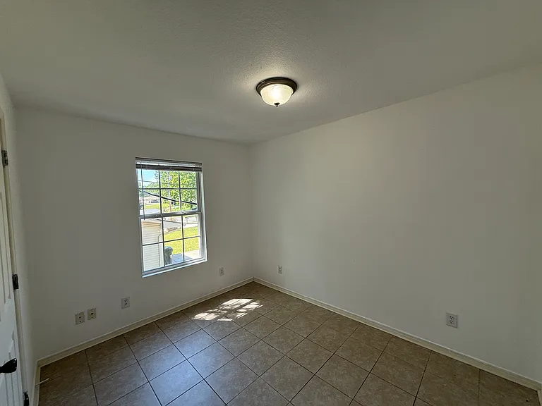 234 Adcock Rd #G — Photo 8