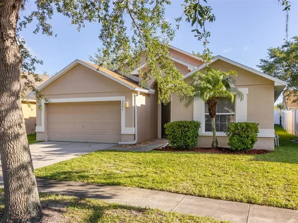 2546 Crown Ridge Cir, Kissimmee, FL 34744