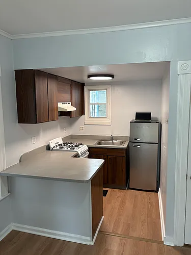 460 Pearl St Photo 1