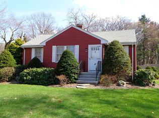 926 Worcester St #0, Wellesley, MA 02482