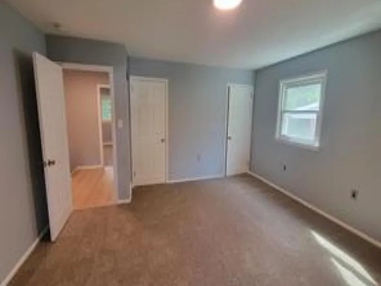 1423 Carson Rd — Photo 6