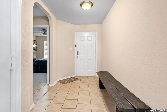 Building Photo - 1703 Aspen Silver