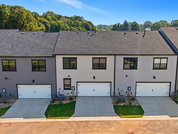 323 Ardmore Dr