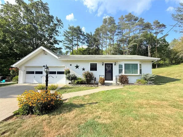 34 Lewis Rd, Binghamton, NY 13905