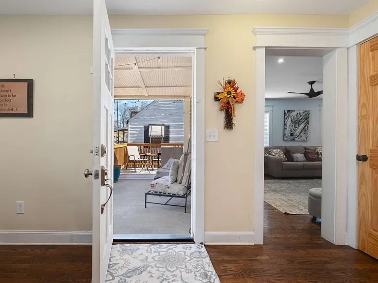 1004 Cahal Ave — Photo 6