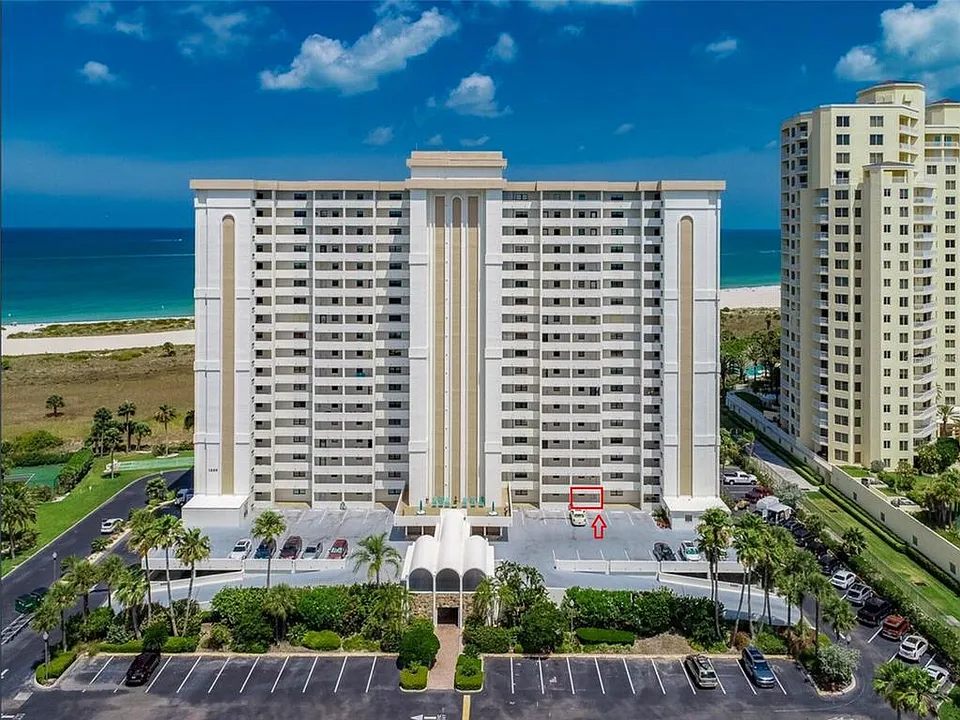 1230 Gulf Blvd #207