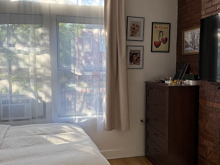 198 Court St #5 — Photo 6