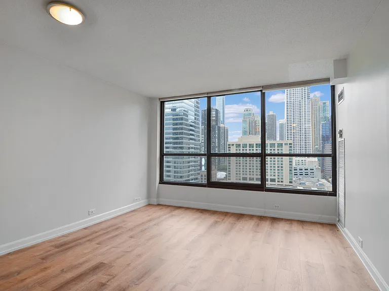 405 N Wabash Ave #1401 — Photo 2