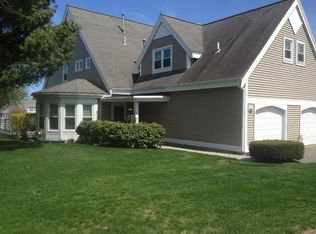 17 Bay Pointe Dr #17, Buzzards Bay, MA 02532