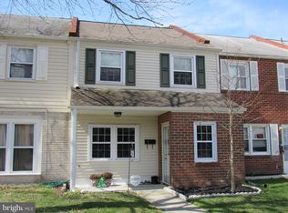 3 Patrick Henry Ct, Newark, DE 19711