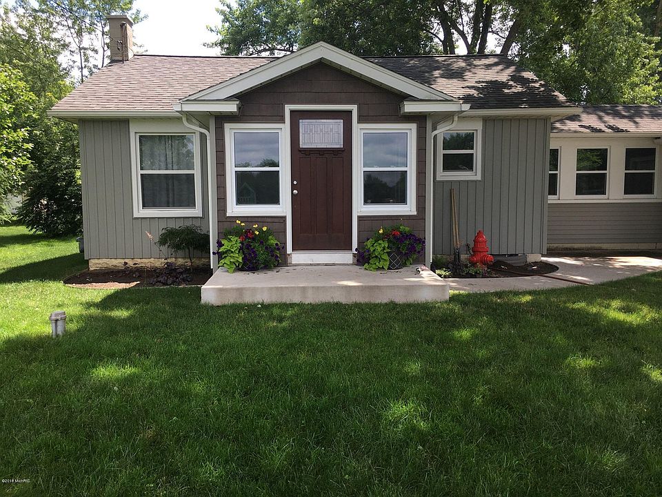 1st image of 4730 Riverbend Dr SW
