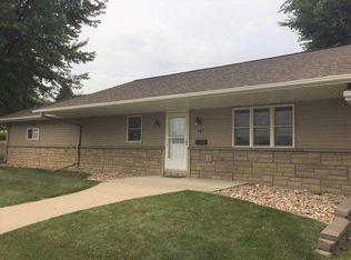 602 3rd Ave, Alton, IA 51003