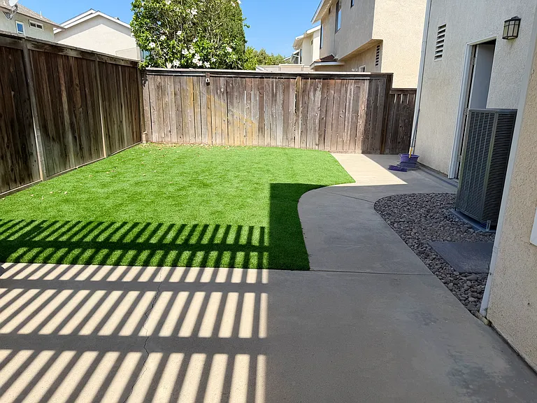 26056 Dunbar Dr — Photo 18
