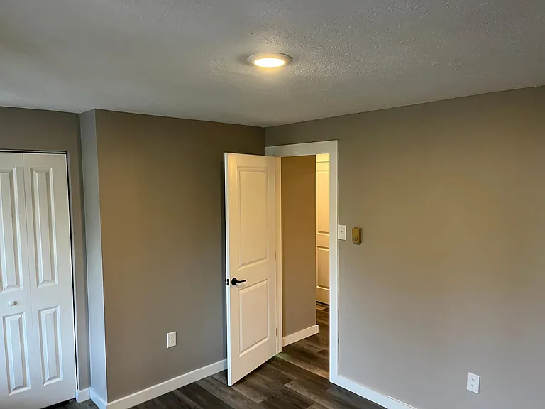 228 Parkwood Cir #3 — Photo 14