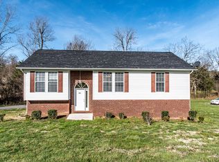 688 Cora Rd NW, Cookeville, TN 38501