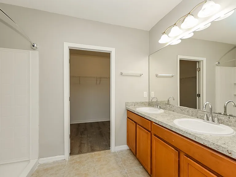 2564 Surfside Blvd — Photo 12