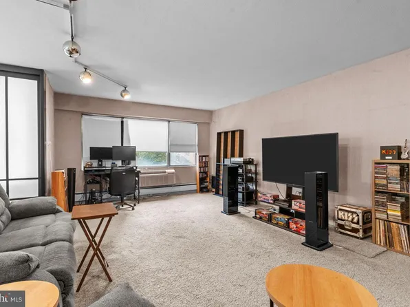 7900 Old York Rd APT 414A, Elkins Park, PA 19027