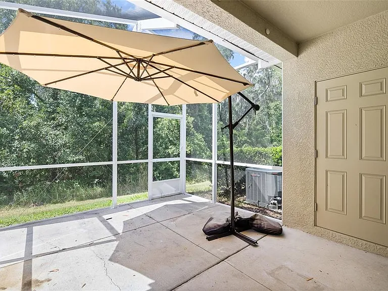 15849 Fishhawk View Dr — Photo 23