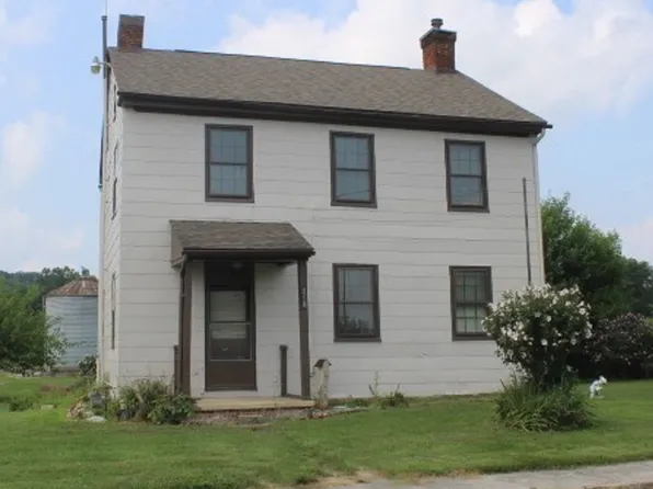 127 Nashville Blvd, Spring Grove, PA 17362