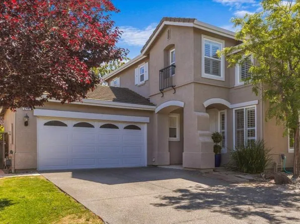 242 Cambridge Lane, Petaluma, CA 94952