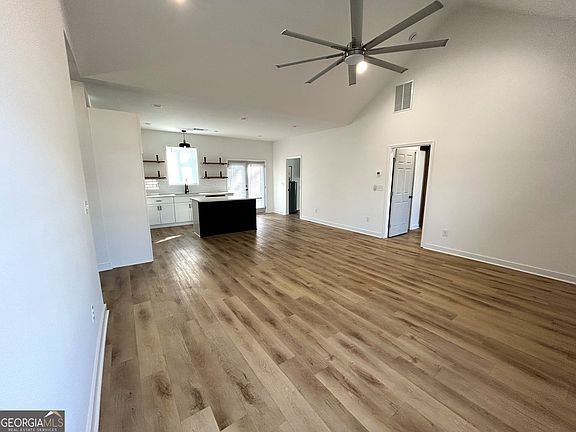 3rd image of 143 Addie Jane Ln