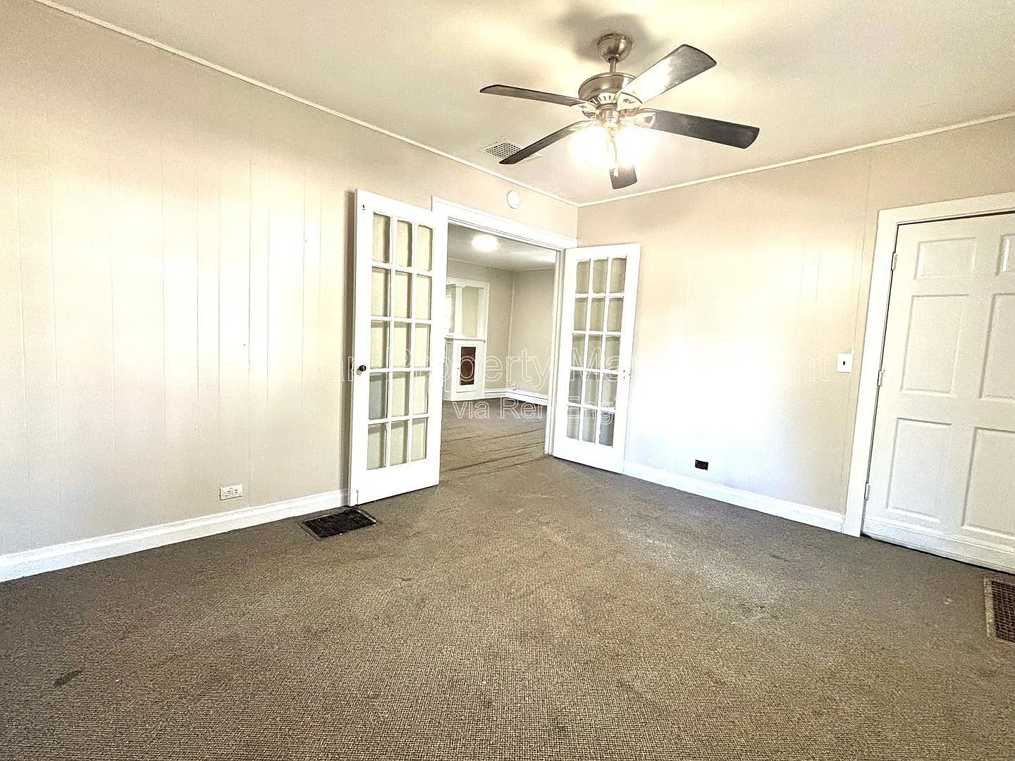 2 bed, 1.0 bath, $799 — Photo 4