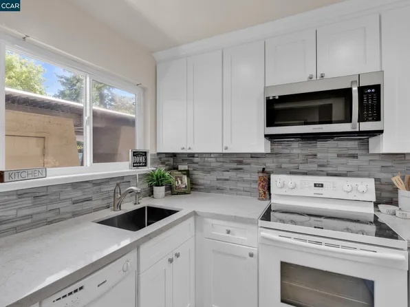 841 Pomeroy Ave Unit 22, Santa Clara, CA 95051