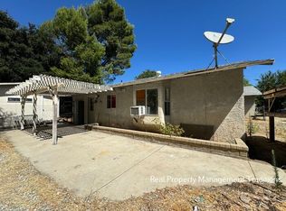 21144 Placerita Canyon Rd, Santa Clarita, CA 91321