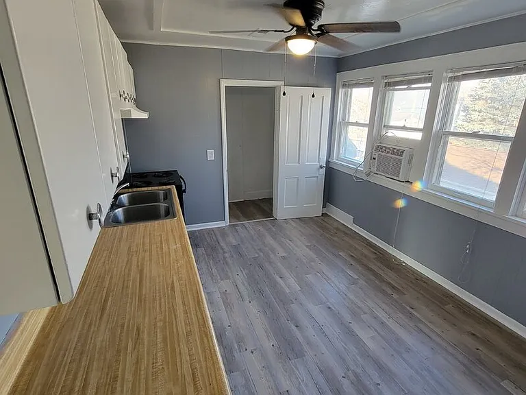 1402 Willis Ave #5 — Photo 23