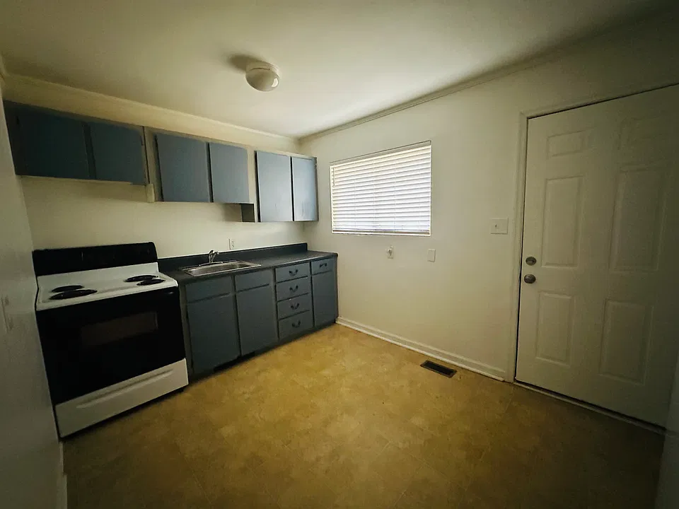 2103 Ingleside Ave #2107
