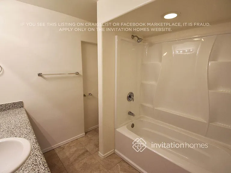 548 N 98th St — Photo 14