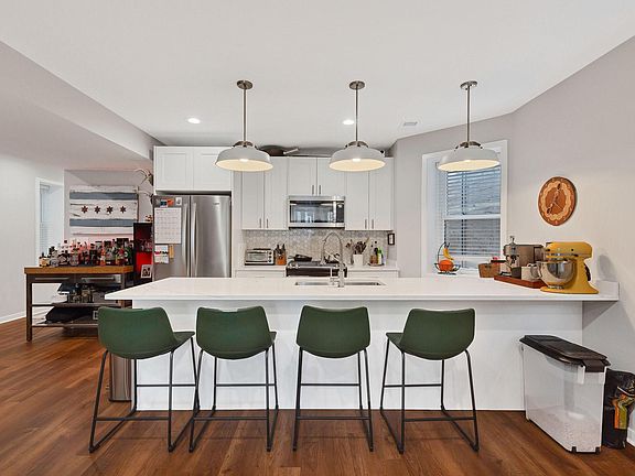 2nd image of 4207 N Damen Ave #1