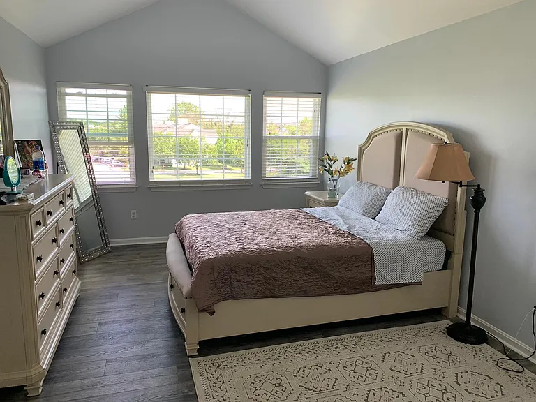 8343 Montgomery Run Rd #K — Photo 10