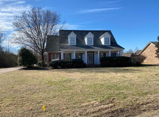1641 Lakefield Dr, Tupelo, MS 38801