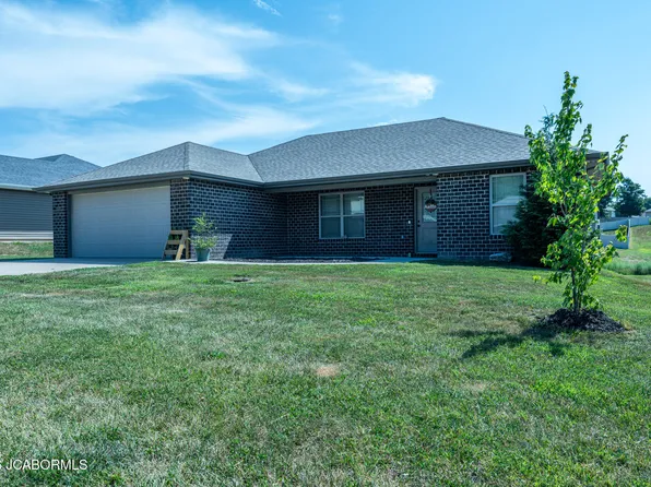 290 Davis Dr, Holts Summit, MO 65043