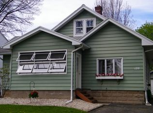 120 Arrowhead Dr, Rochester, NY 14624