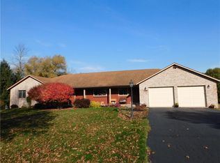 642 Parma Center Rd, Hilton, NY 14468